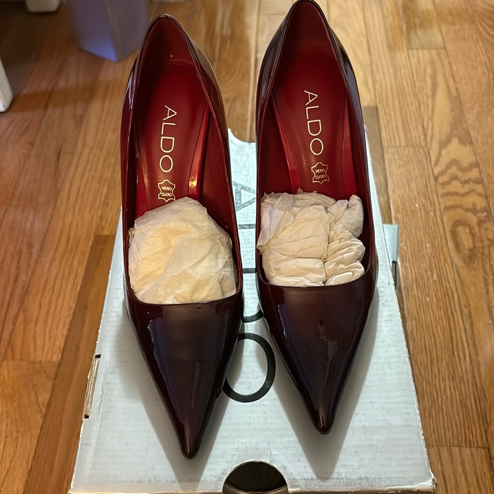Red ombré heels